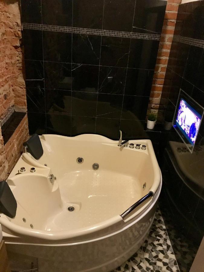 Brno Center Whirlpool Apartment Zewnętrze zdjęcie